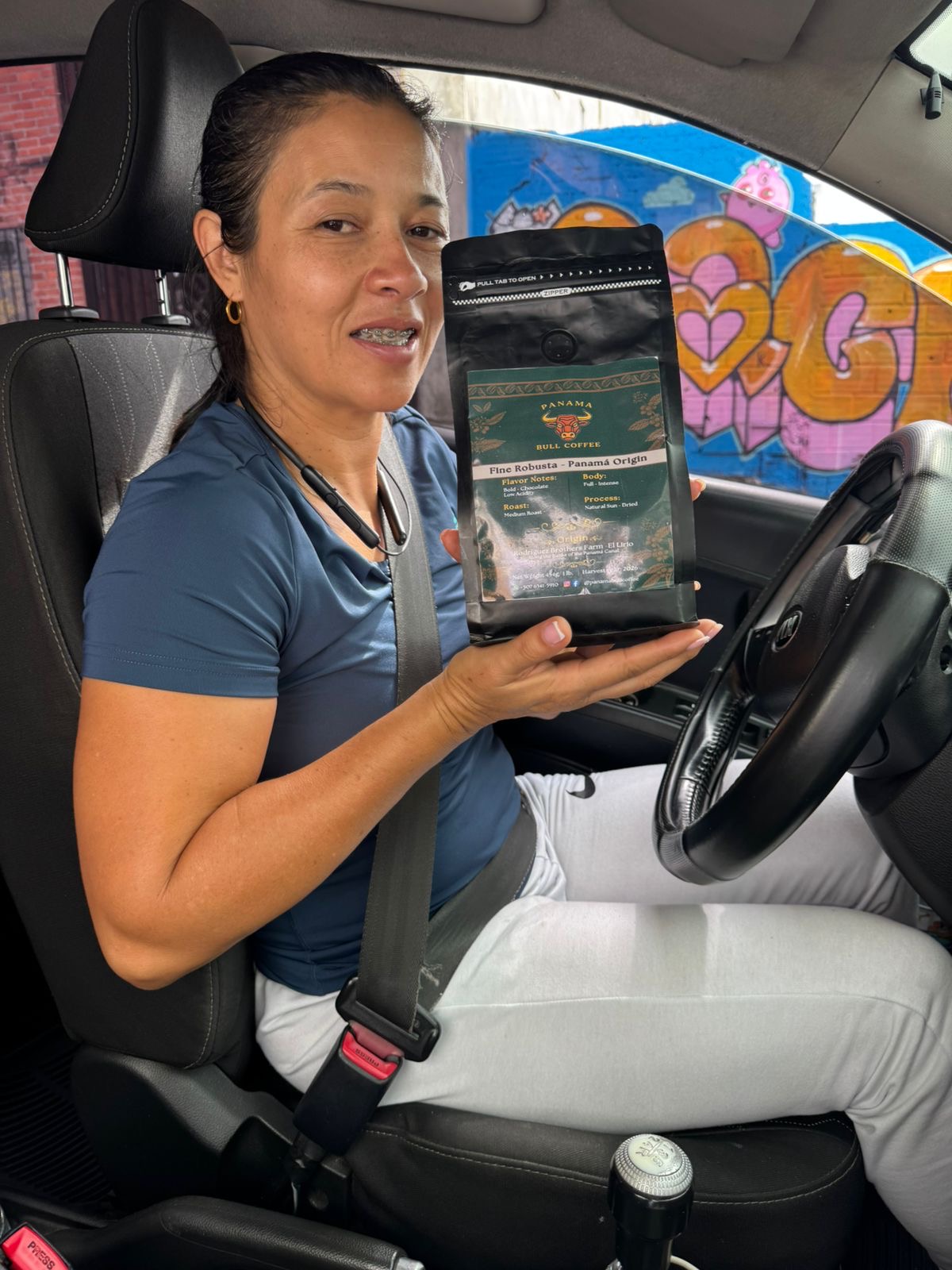 Clientes con Panamá Bull Coffee