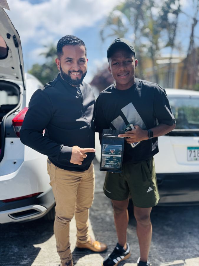 Clientes con Panamá Bull Coffee